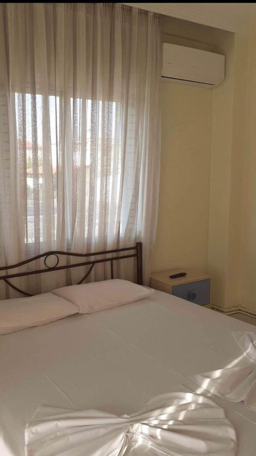 Anna'S House Apartment เนอาวรัสนา ภายนอก รูปภาพ