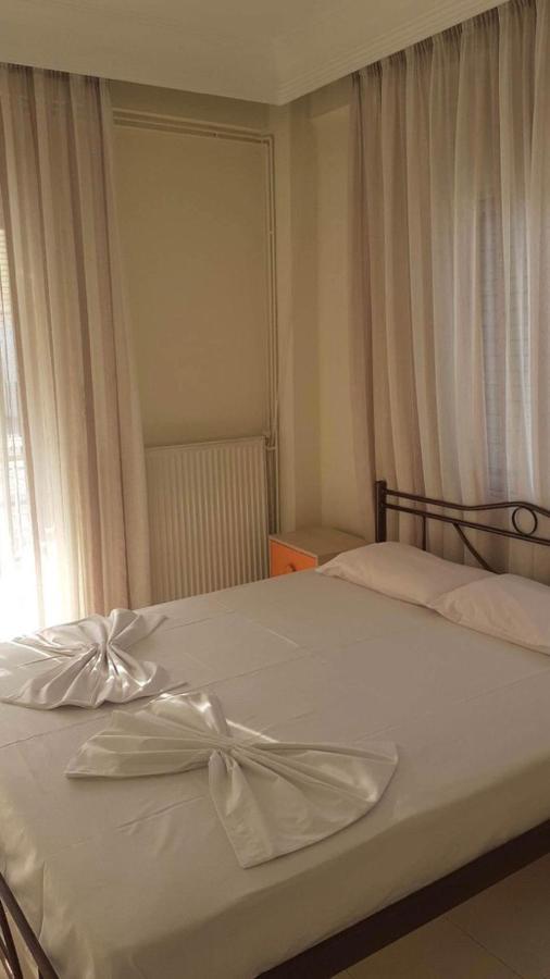 Anna'S House Apartment เนอาวรัสนา ภายนอก รูปภาพ